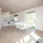 Ho Center 6-person Holiday home *