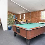Holiday home Ho Center 6-person *